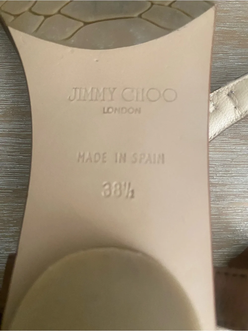 Jimmy Choo Narcissa Leather Chain-Link Accents T-Strap Sandals Size 38.5